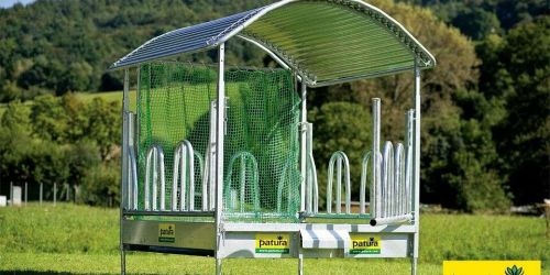 Patura Profi-Viereckraufe mit Palisadenfressgitter Heuraufe